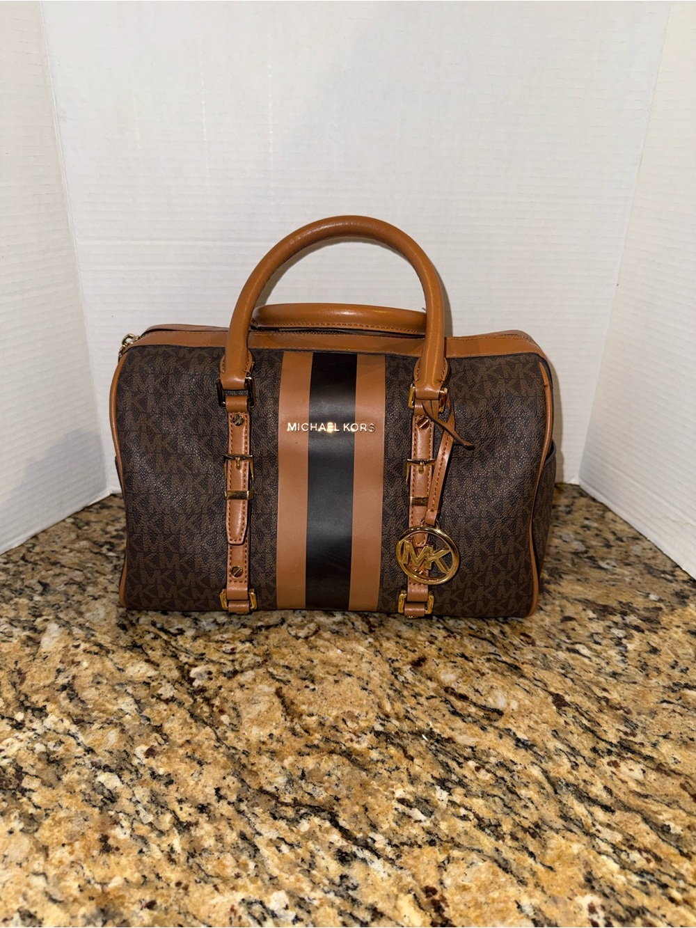 Michael Kors Bedford Travel Bag Medium Duffel Satchel Brown w wallet no strap